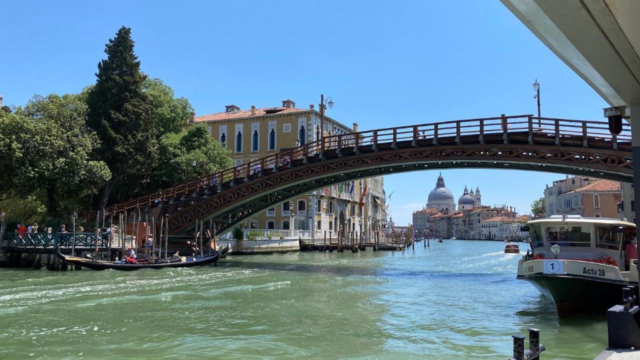 Ca' Romantica - Big Appartment At Accademia Venice Ngoại thất bức ảnh